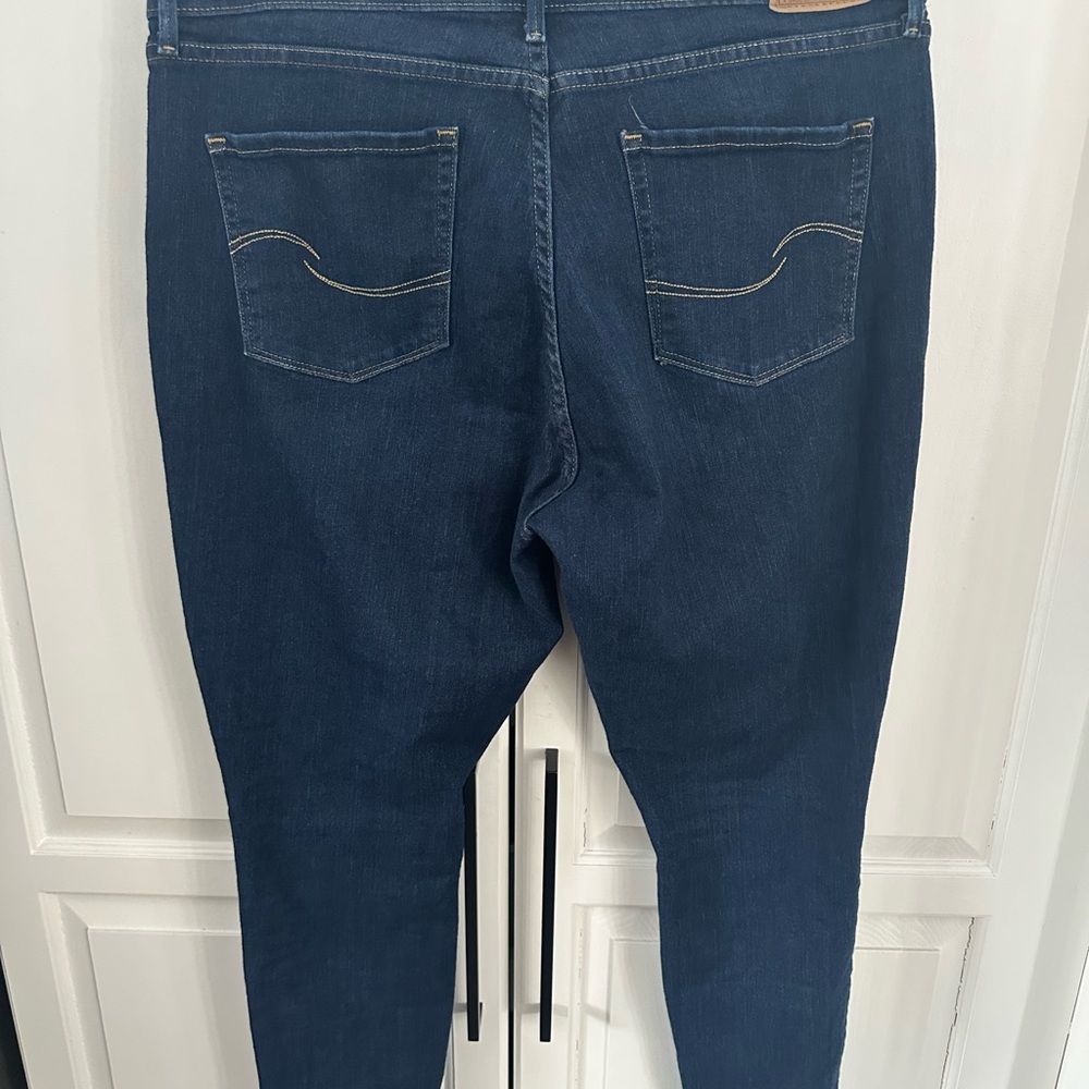 Classic Blue Women's Jeans Levi’s.